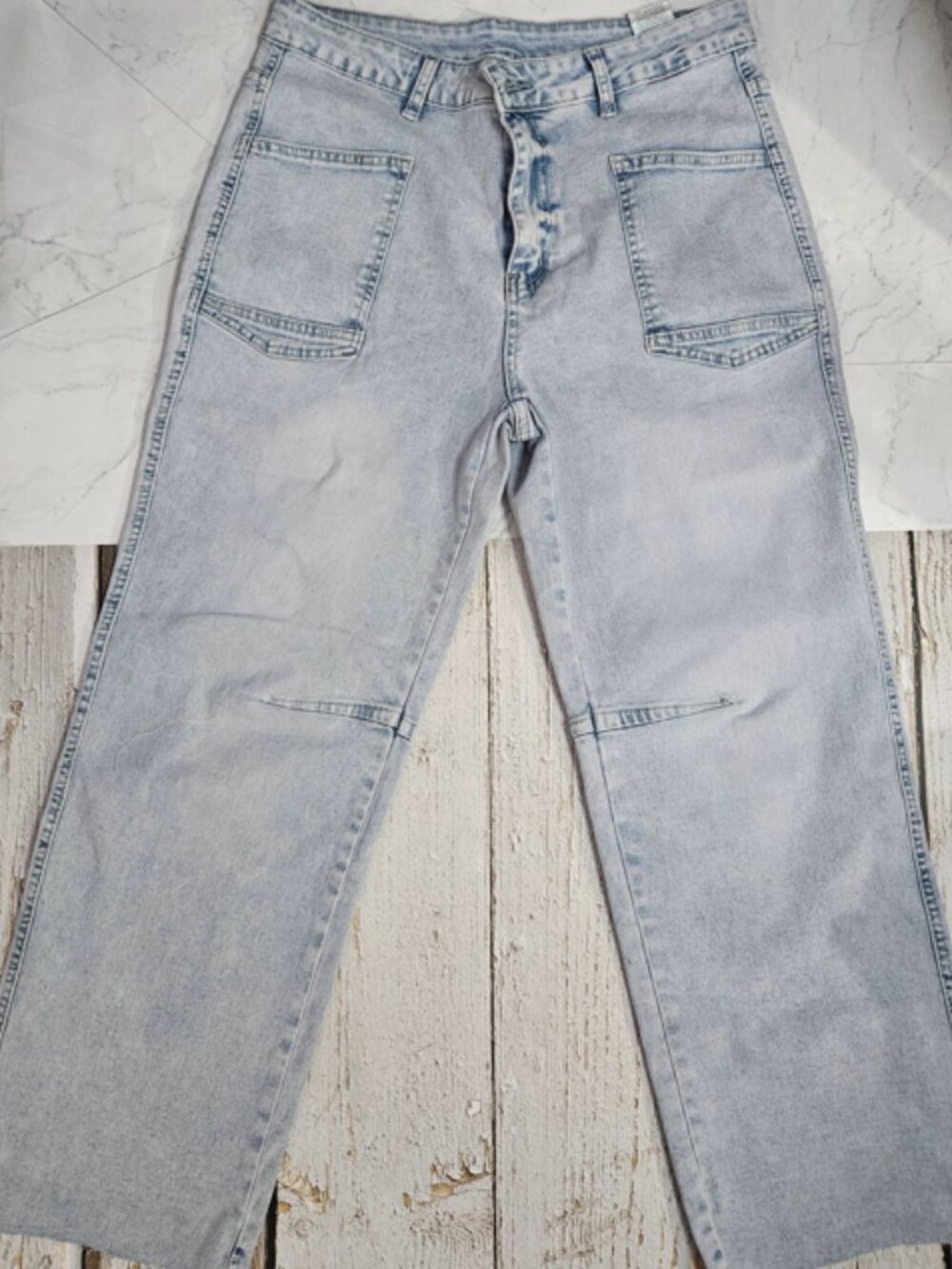 Light Wash Wide Leg Patch Pocket Jeans -XL- NWT